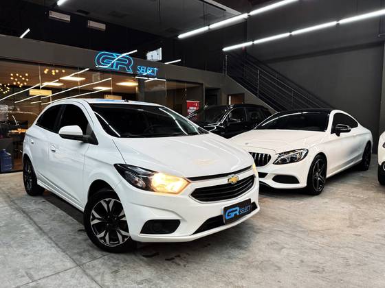 CHEVROLET ONIX 1.4 MPFI LT 8V FLEX 4P AUTOMÁTICO CHEVROLET ONIX 1.4 MPFI LT 8V FLEX 4P AUTOMÁTICO